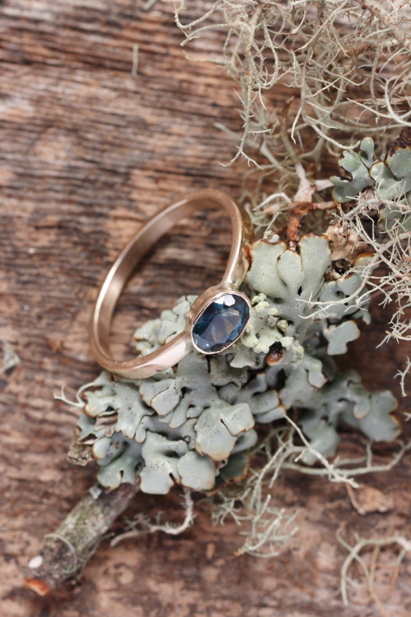 Montana Sapphire Gold Ring