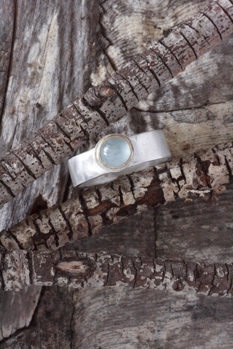Aquamarine ring in 22K Gold