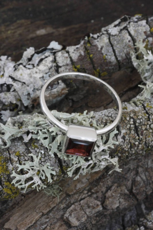 garnet ring