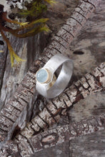 Load image into Gallery viewer, Aquamarine ring in 22K Gold 
