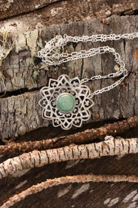 Celtic knot necklace aventurine