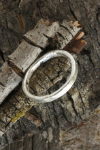 Load image into Gallery viewer, Sterling Men&#39;s Circle Ring
