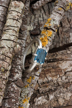 Load image into Gallery viewer, London Topaz Ring
